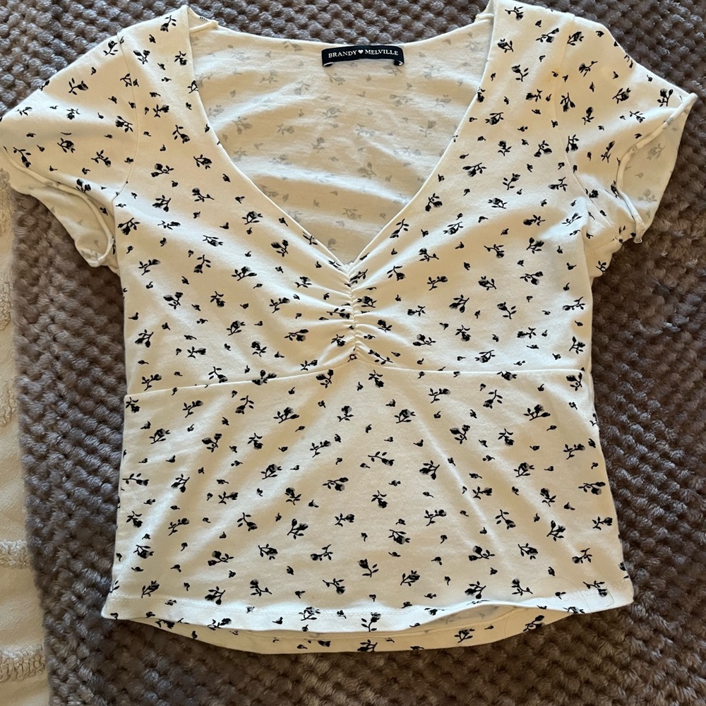 Brandy Melville top